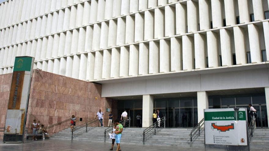 Fachada de la Ciudad de la Justicia donde se juzgan los hechos.