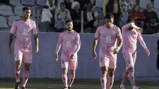 Una remontada agónica en Jaén permite al Eldense seguir vivo en la Copa (2-3)
