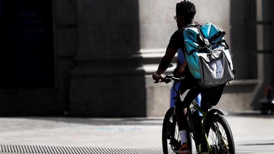 Tiendas &quot;fantasma&quot; amenazan a los supermercados tradicionales en la compra online