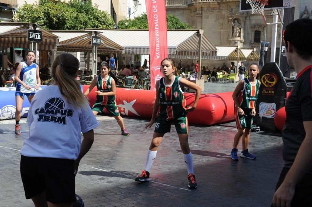 Baloncesto 3x3 en la Plaza Belluga