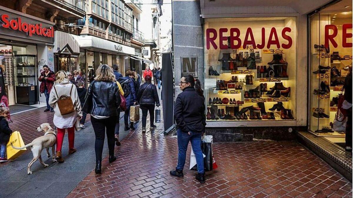 Cort dará bonos de compra para el pequeño comercio