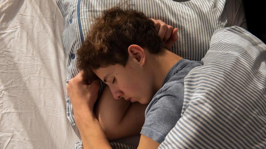 ¿Por qué cada vez más jóvenes sufren insomnio?