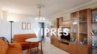 Chollo inmobiliario en Cáceres: un piso de tres habitaciones por 84.000 euros