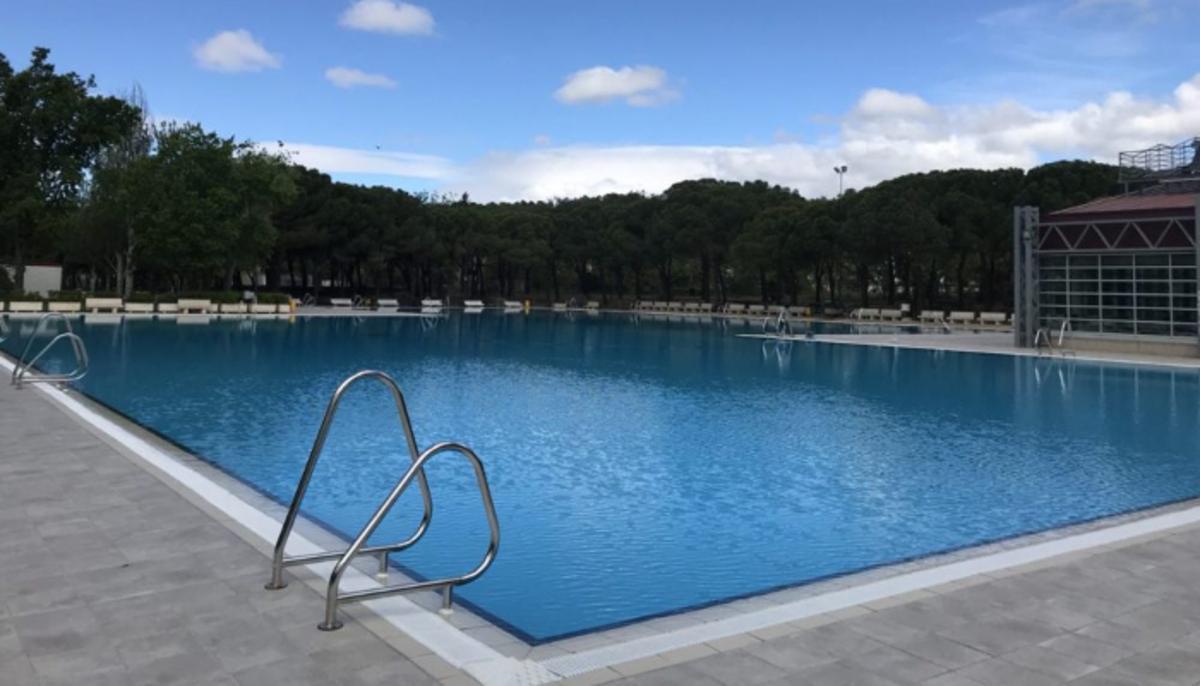 Piscina del Polideportivo Municipal de Aluche