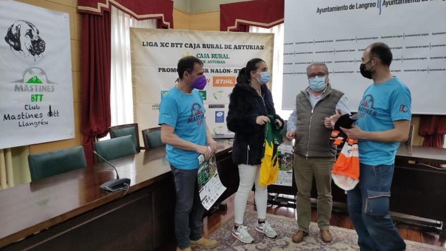 Presentación de la prueba en el Ayuntamiento de Langreo.