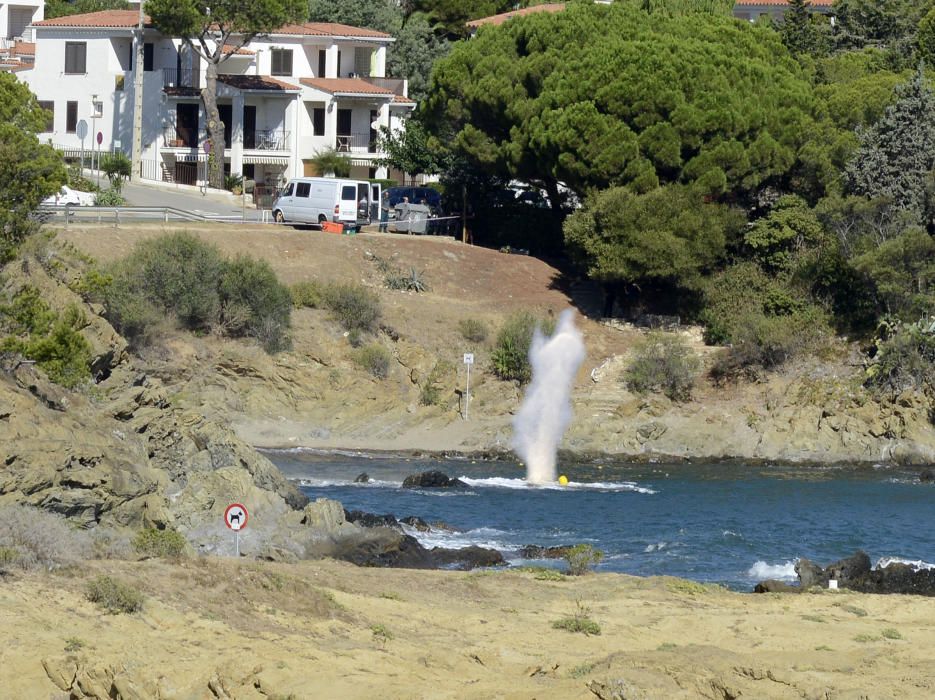 Desactiven dos projectils trobats a Llançà