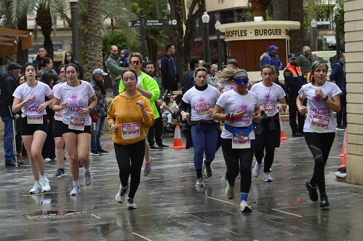 Carrera de la mujer en Elche