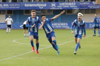 Las mejores imágenes del éxito del Avilés: los blanquiazules ganan 3-0 al Gérnika con la afición volcada