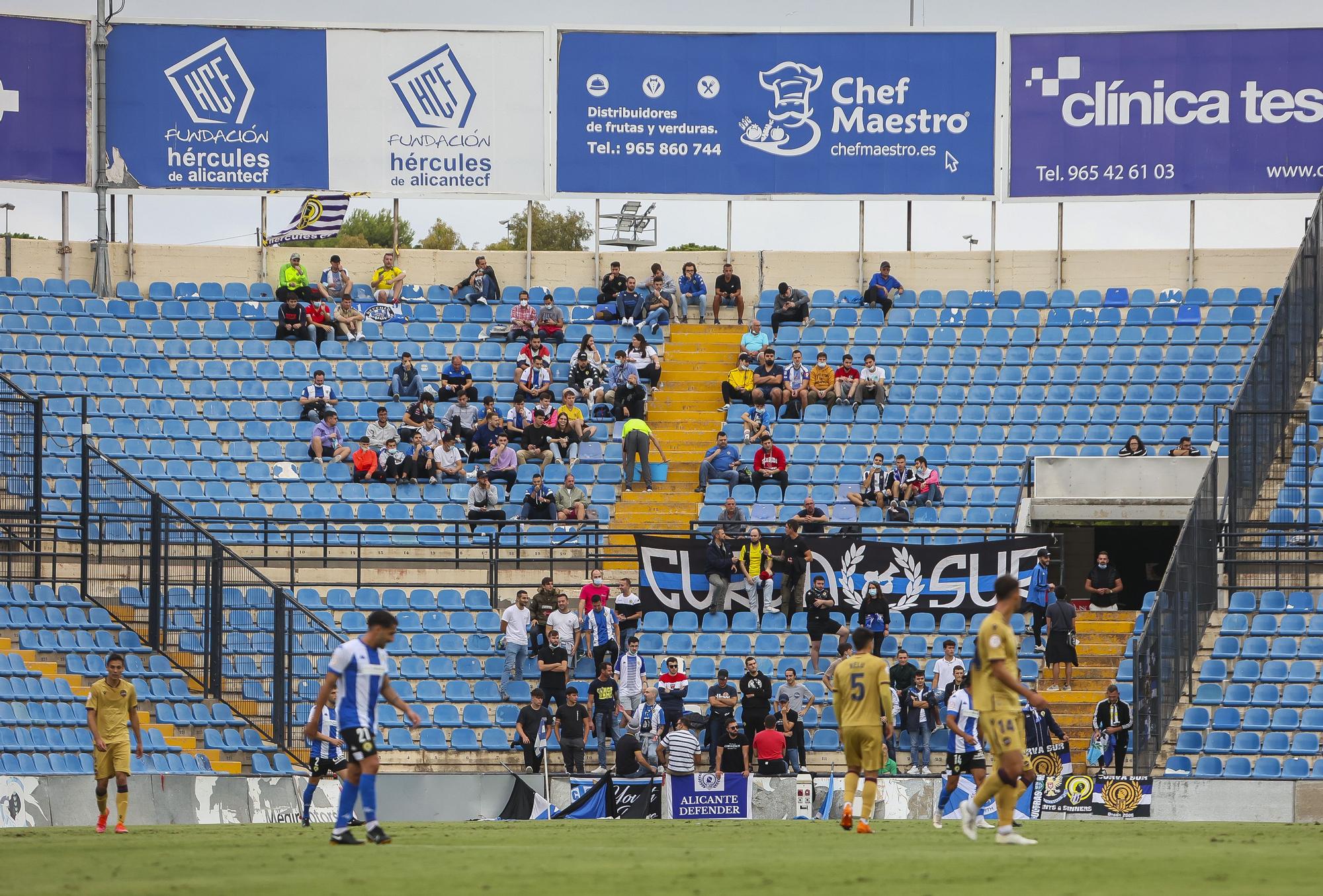 El Rico Pérez se harta del equipo: así se vivió en el estadio el Hércules - Atlético Levante