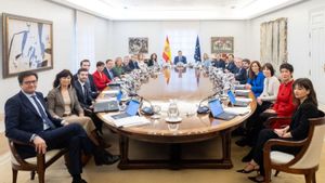 Sánchez ordena perfil  baix per vacances