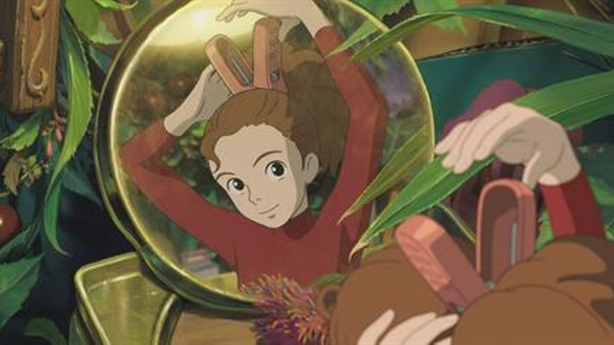 Arrietty y el mundo de los diminutos