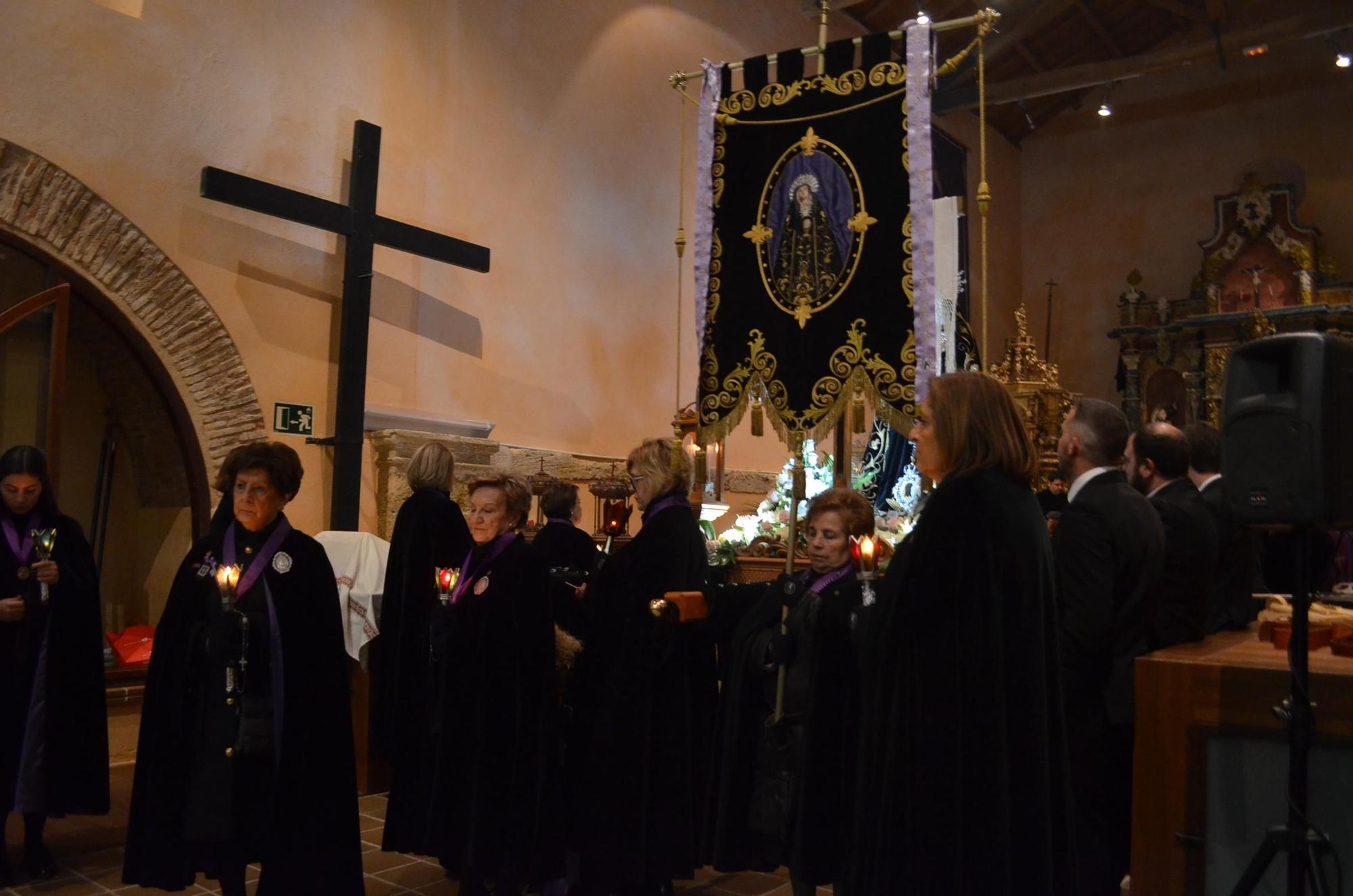 GALERÍA | Solemne Procesión de las Tinieblas, en Benavente