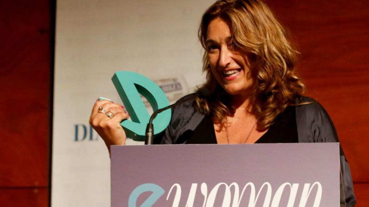 Belén Alvite recogió el premio eWoman Igualdad.