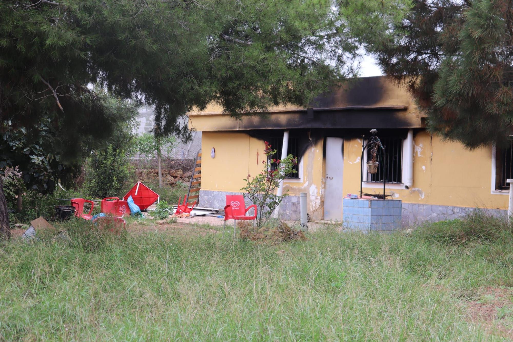 Un hombre muere en un incendio de una caseta 'okupada' en Torrent