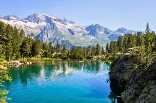 El viaje por carretera que recorre 5 provincias, 2 Parques Nacionales y pasa por circos y lagos glaciares