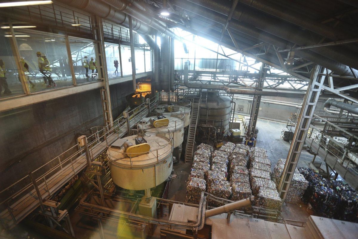 Interior de la planta de incineración de residuos de Tersa, en Sant Adrià de Besòs.
