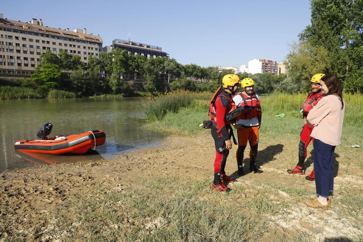 El Instituto Municipal de Salud Pública inicia el tratamiento preventivo contra la mosca negra en el cauce del Ebro a su paso por Zaragoza