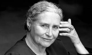 Doris Lessing, la voz lúcida e indómita