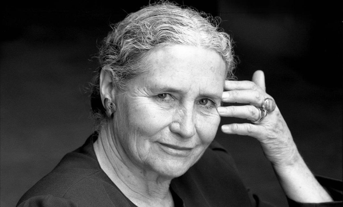 Doris Lessing, la voz lúcida e indómita - El Periódico