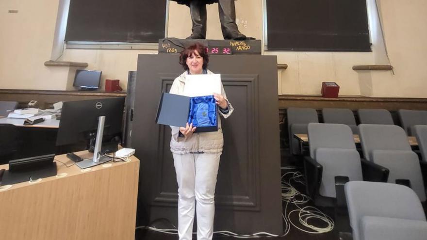Rosa Canadell ha  rebut el premi Renat  Llech-Walter de poesia