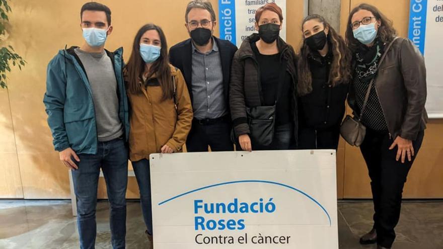 Roses fa donació de deu mil euros per a la investigació sobre el càncer ginecològic