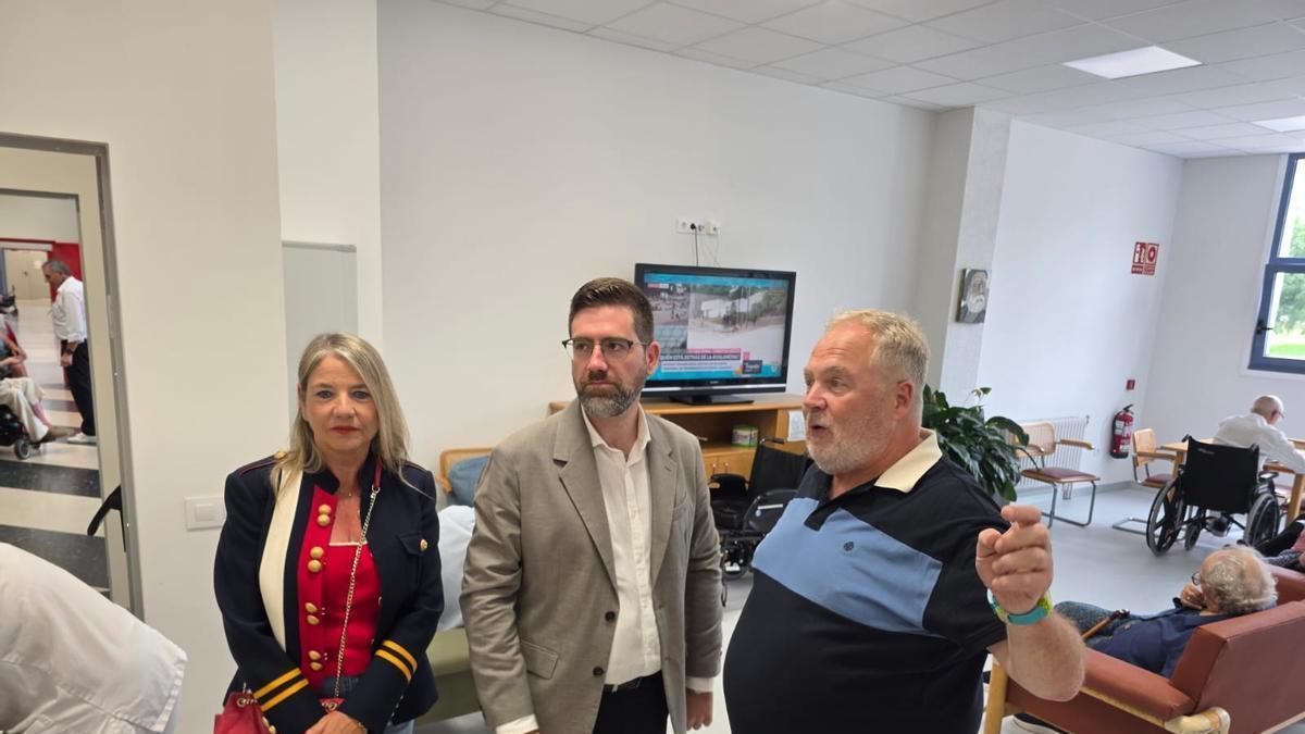 Pablo Fernández durante su visita al centro.
