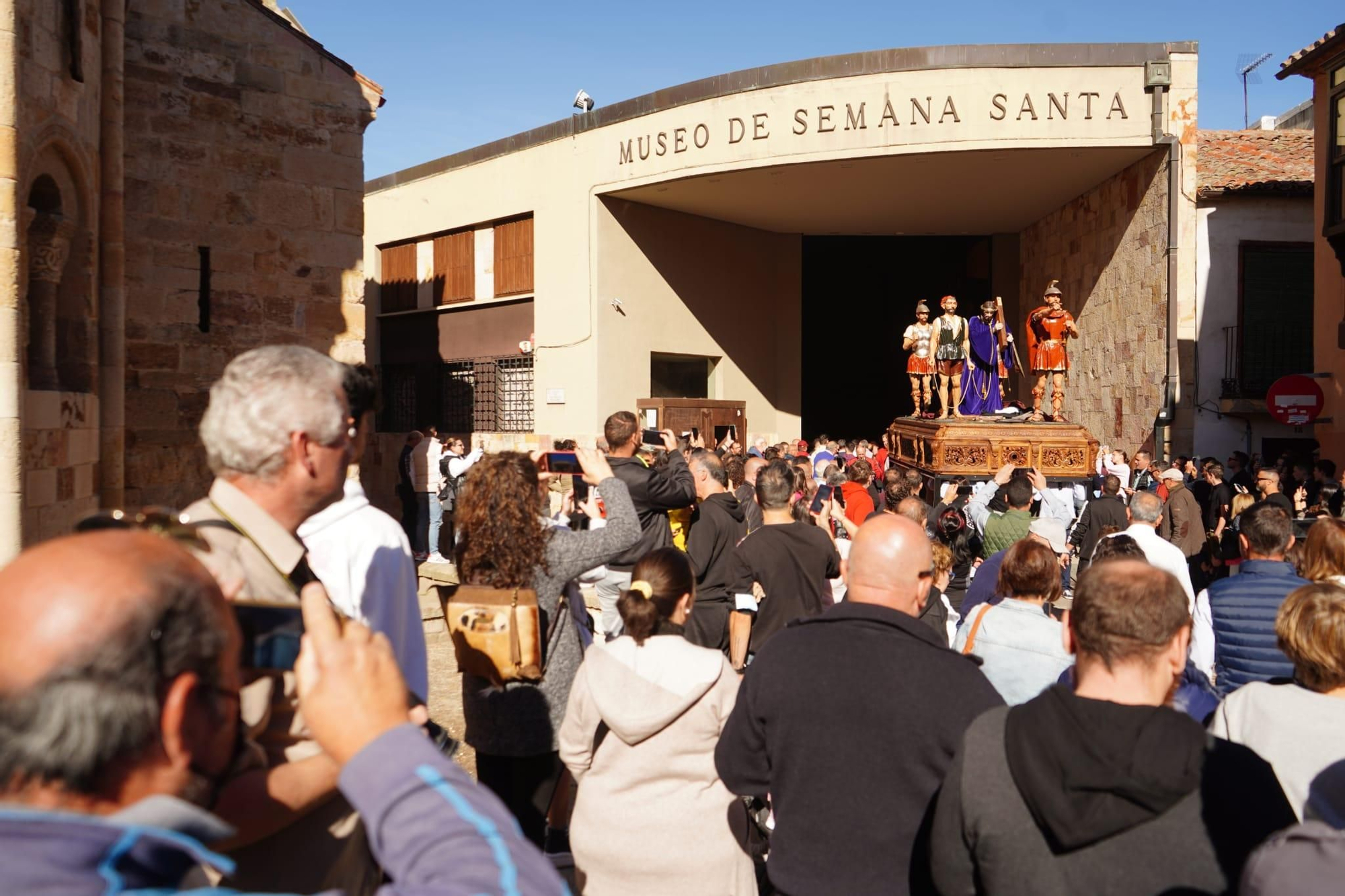 GALERÍA | Los pasos dicen adiós al Museo de Semana Santa de Zamora