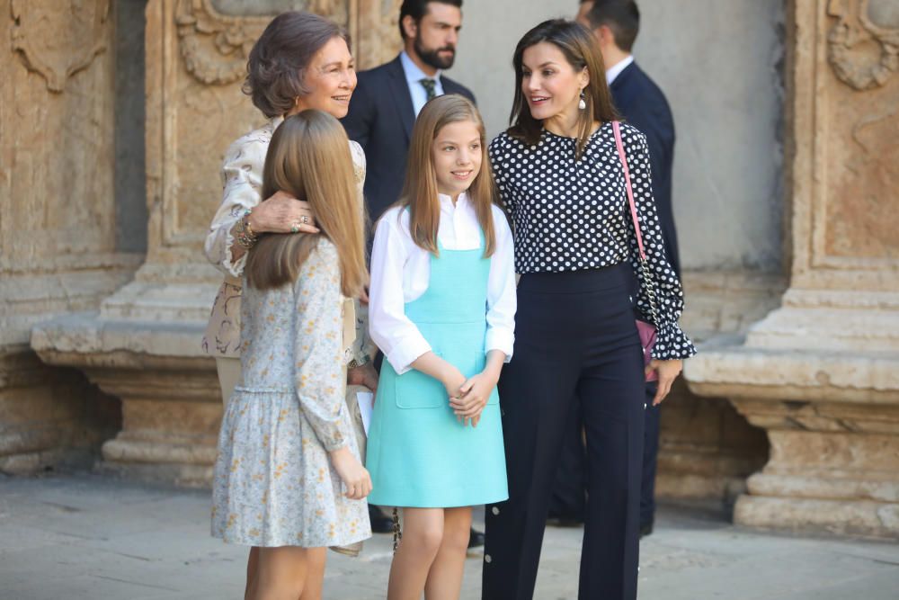 Los Reyes y los Reyes eméritos, juntos en la misa de Pascua