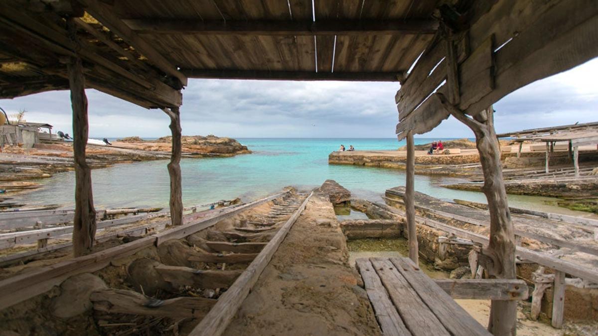 Pueblo Es Caló de Sant Agustí en Formentera