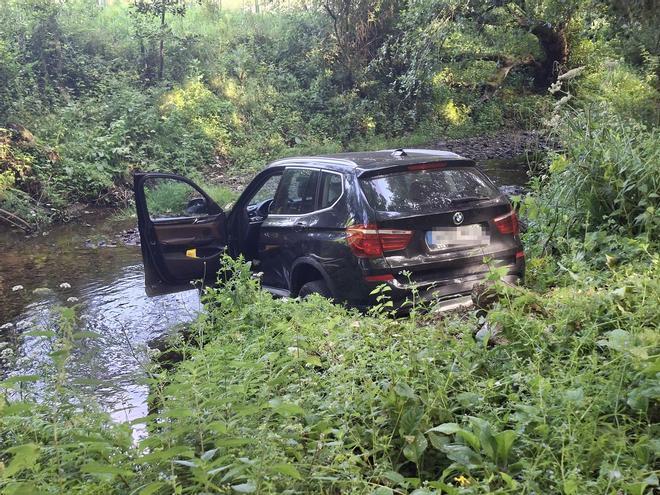 Una mujer se precipita con su coche al río Sar desde el parking del Hospital de Conxo