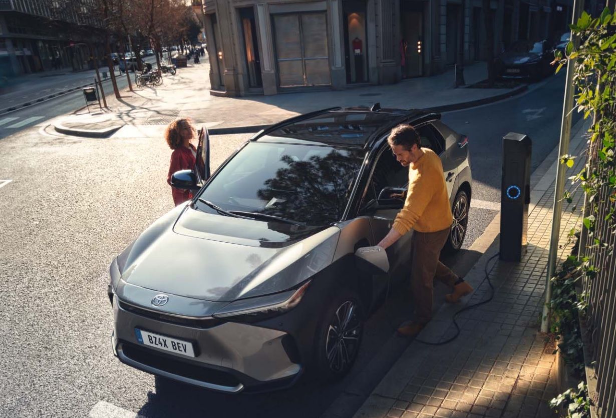 El nuevo bZ4X cien por cien eléctrico de Toyota.