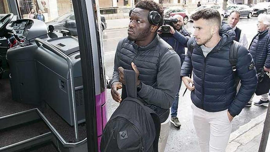 Muntari, Andone, Sidnei y Luisinho entran en la convocatoria