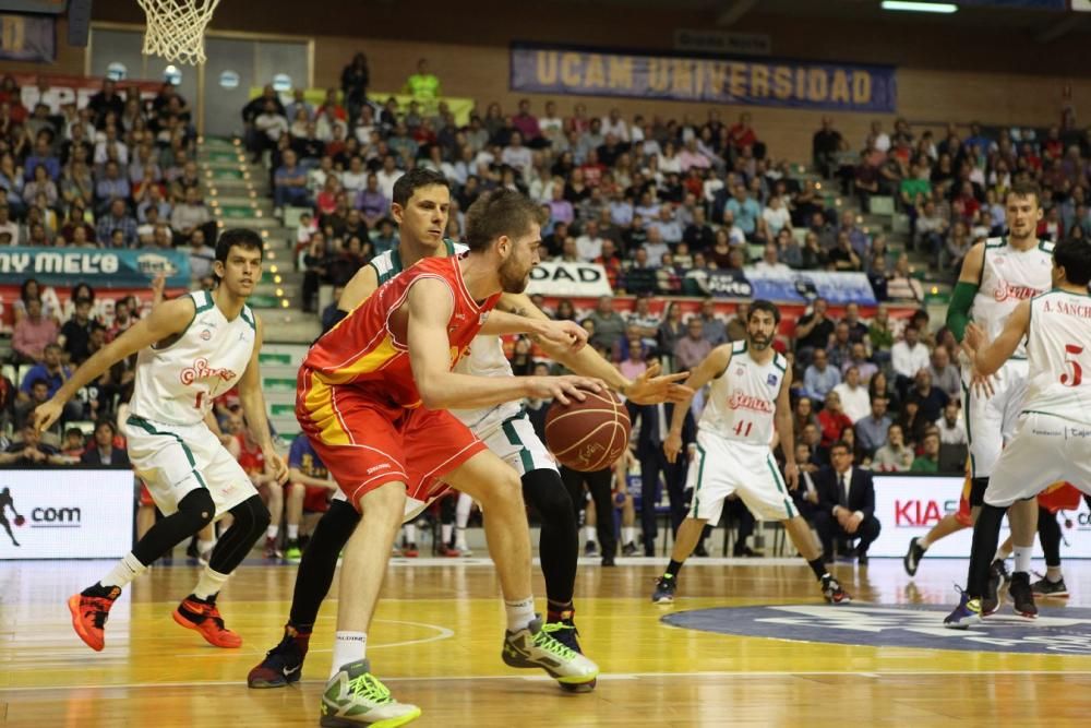 Baloncesto: El UCAM Murcia - Sevilla, en fotos