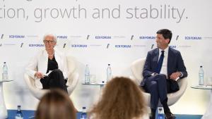De izquierda a la derecha, la presidenta del Banco Central Europeo (BCE), Christine Lagarde, y el presidente de la Reserva Federal (Fed), Kevin Warsh.