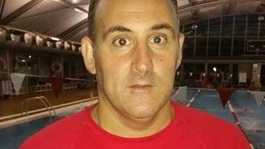 Mor Lluís Masberenguer, històric cap de secció de natació i waterpolo del GEiEG