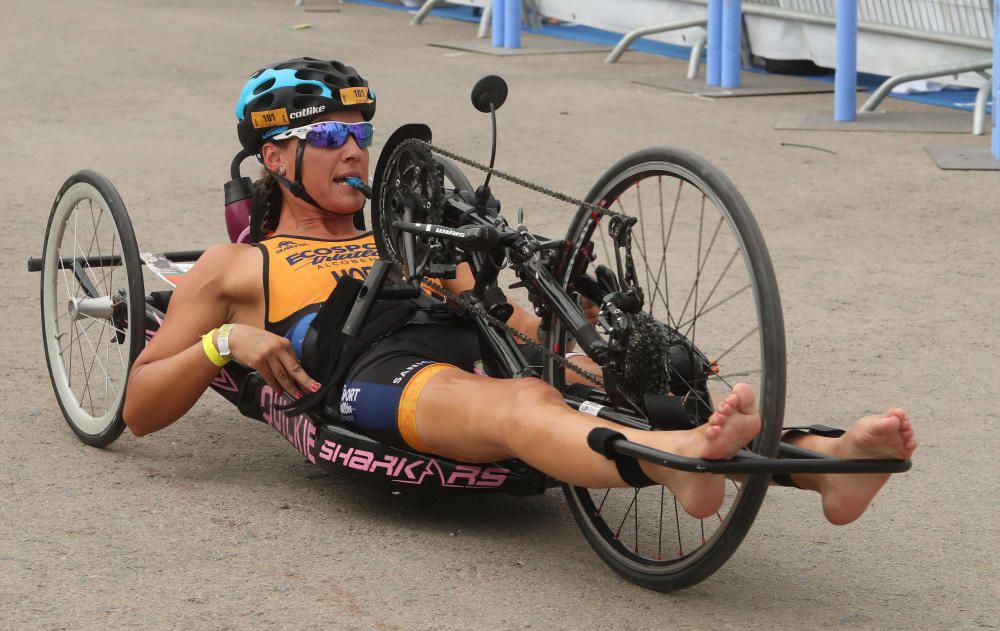 Triatlón en la Marina de Valencia