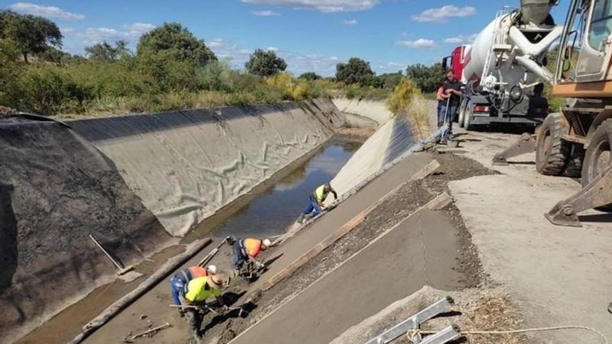 Los campos del Ambroz y el Alagón reciben 9 millones para el cuidado de sus regadíos hasta 2029
