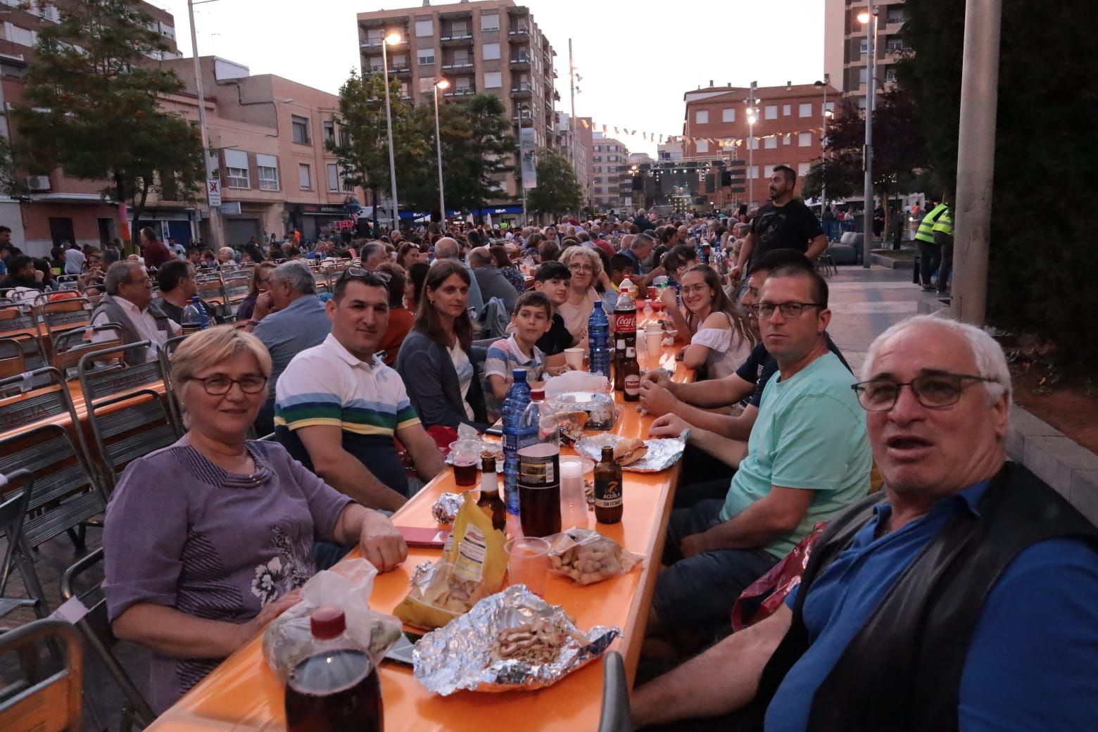 Búscate en la cena de 'pa i porta' de Almassora