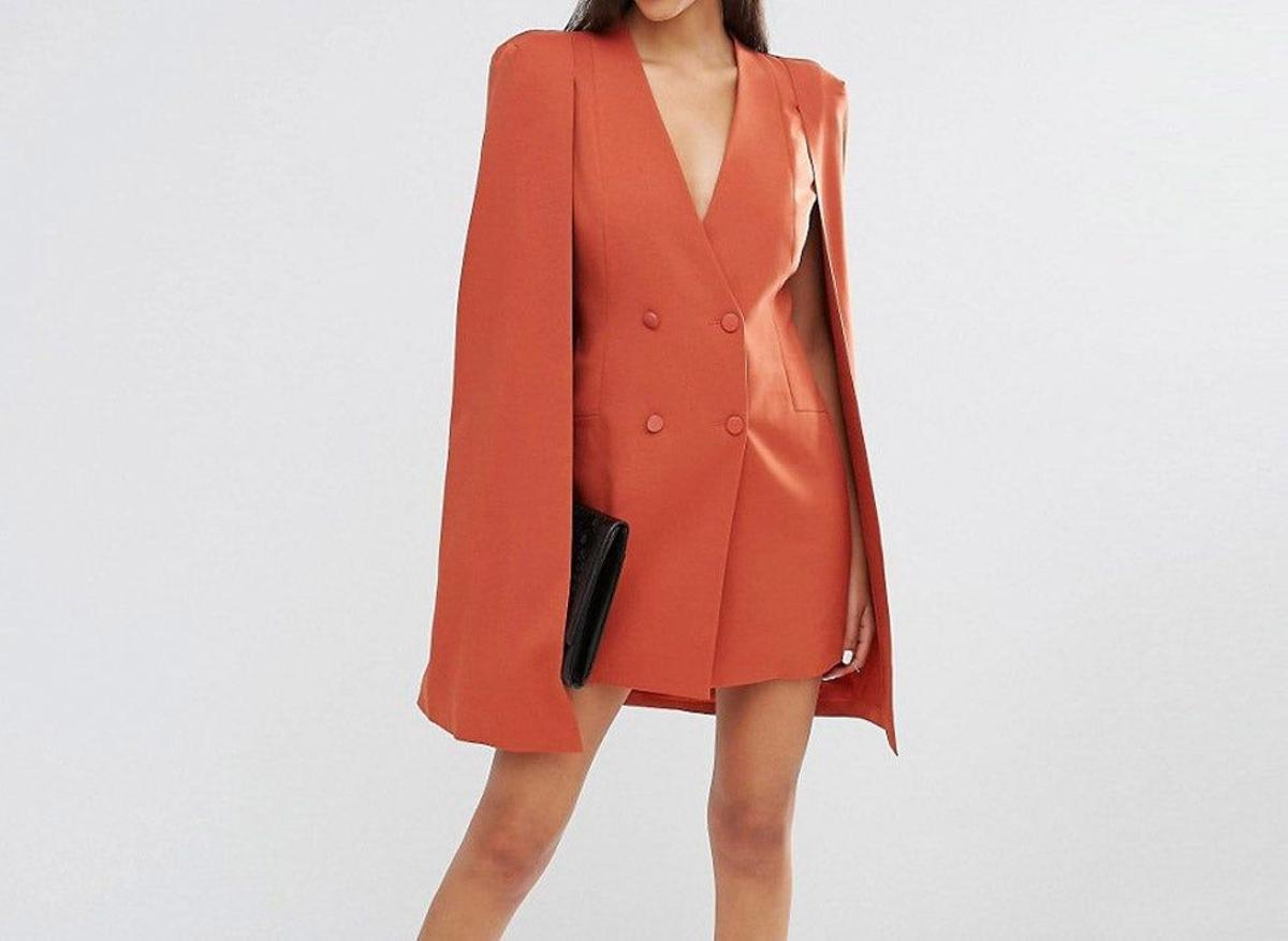 Vestido estilo capa (Precio: 40.99 euros)