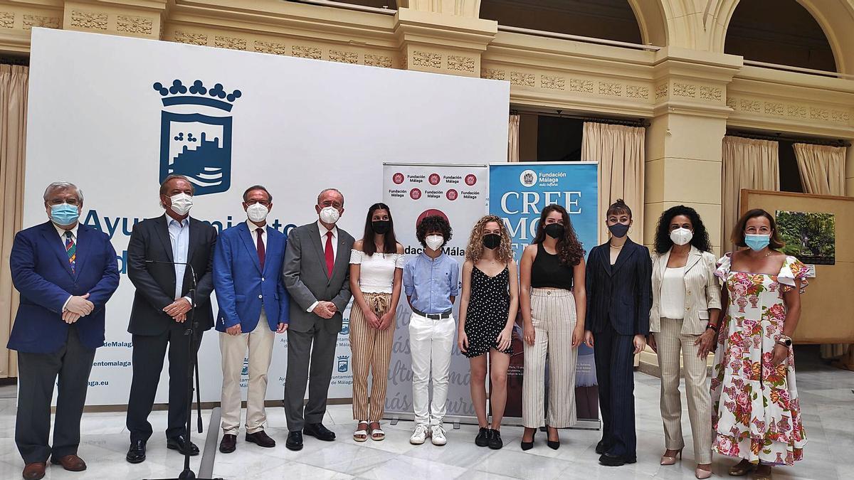 Presentación en el Ayuntamiento de las nuevas becas de la Fundación Málaga y el Consistorio. | FUNDACIÓN MÁLAGA