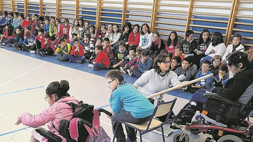 Frater acerca la boccia a los colegios