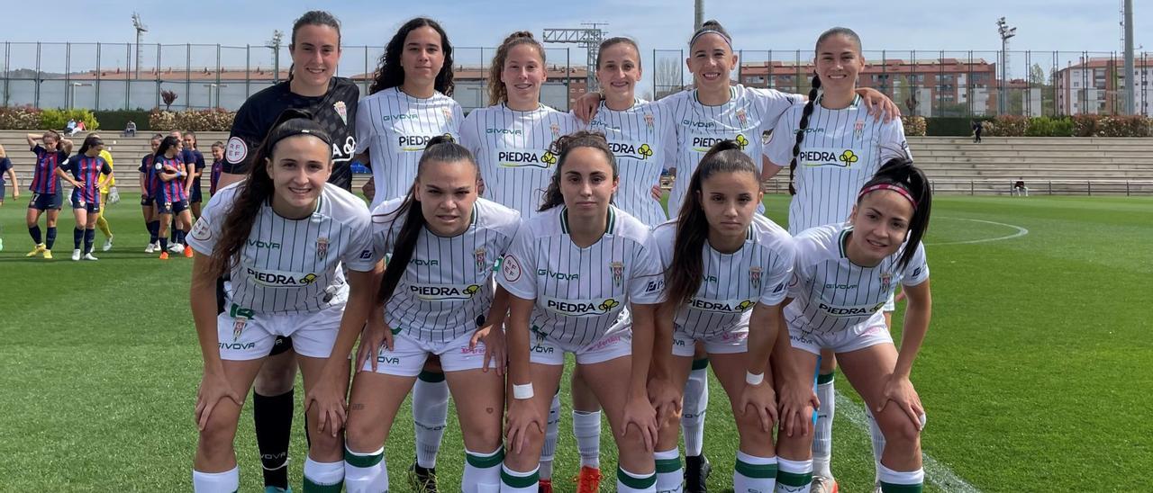 Once inicial del Córdoba CF Femenino en la Ciudad Deportiva Joan Gamper.