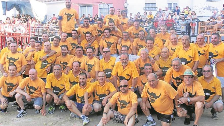 La Serra d’en Galceran disfruta del lleno en su fiesta más participativa
