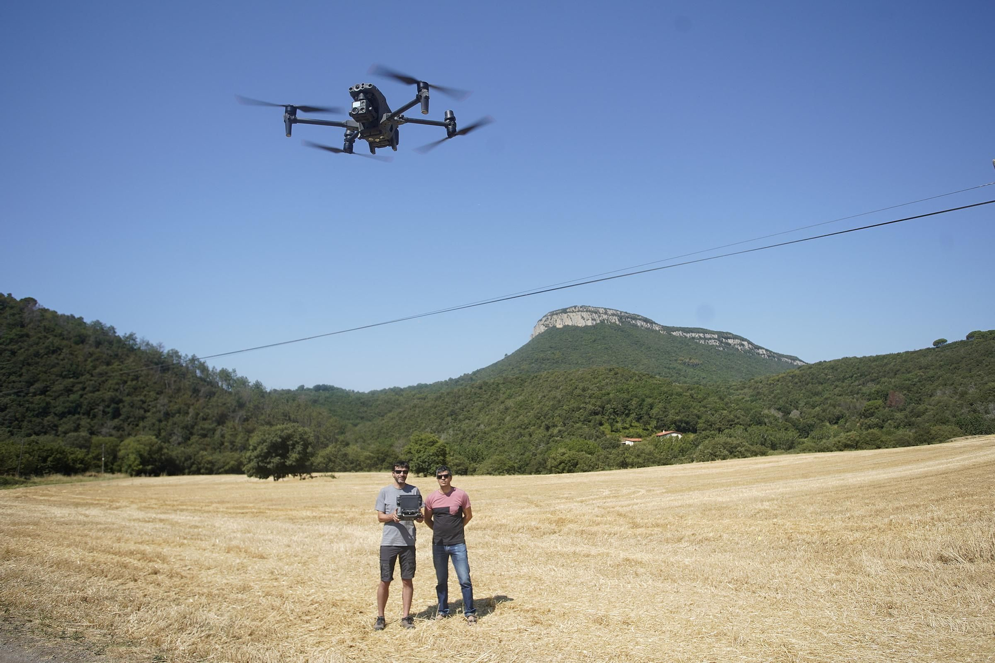 Inicien un seguiment amb drons a la Vall de Llémena per mesurar l’impacte del senglar
