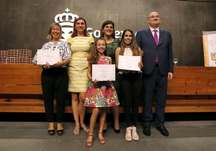 Delia Padrón Presentación del ganador del Concurso Escolar ¿Qué es un rey para ti?