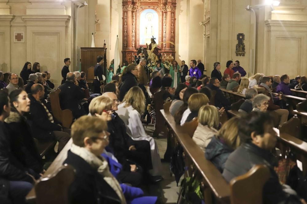 Procesión en el interior de la iglesia la Seu en Xàtiva