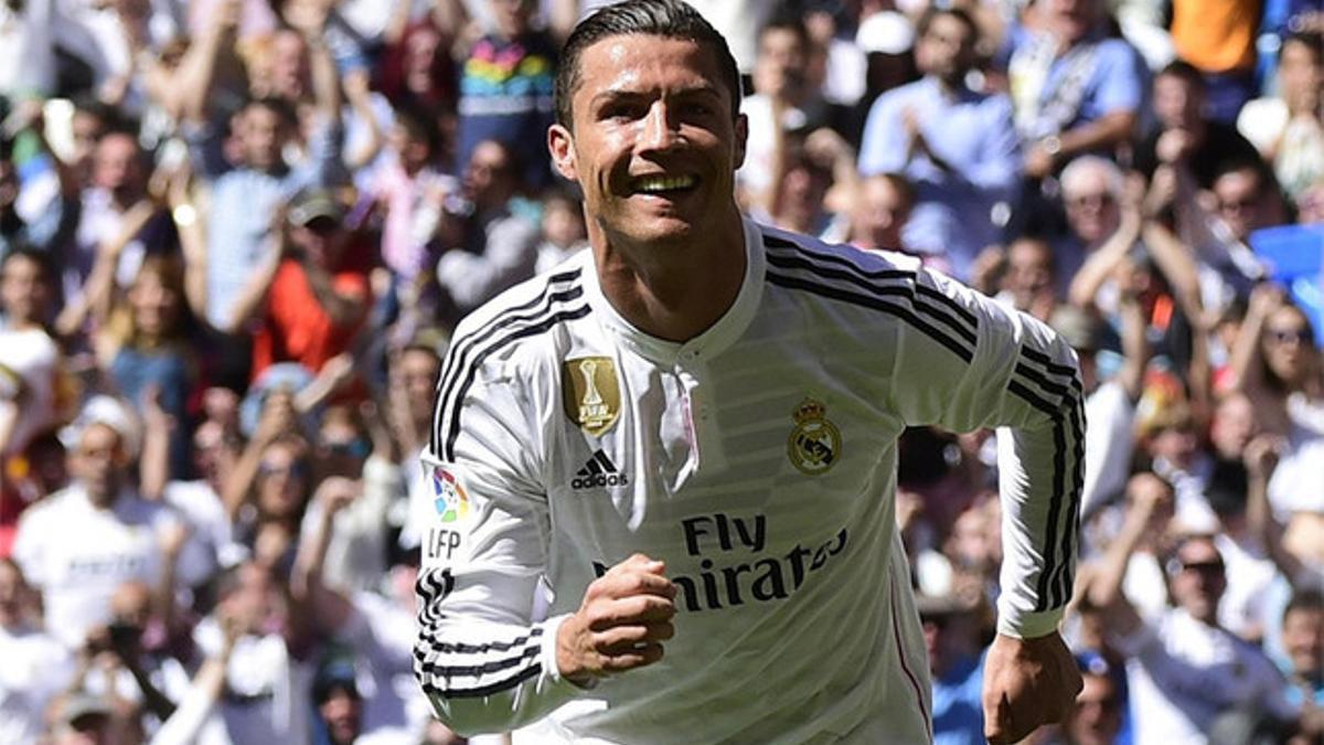 Cristiano Ronaldo celebra uno de sus goles en el Real Madrid - Granada