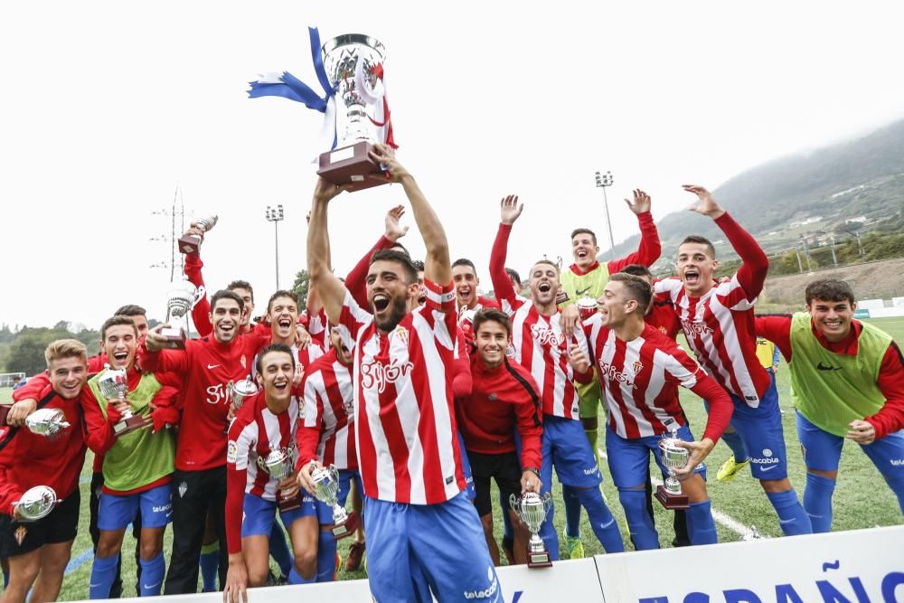 Final de la Copa Federación entre el Real Avilés y el Sporting B