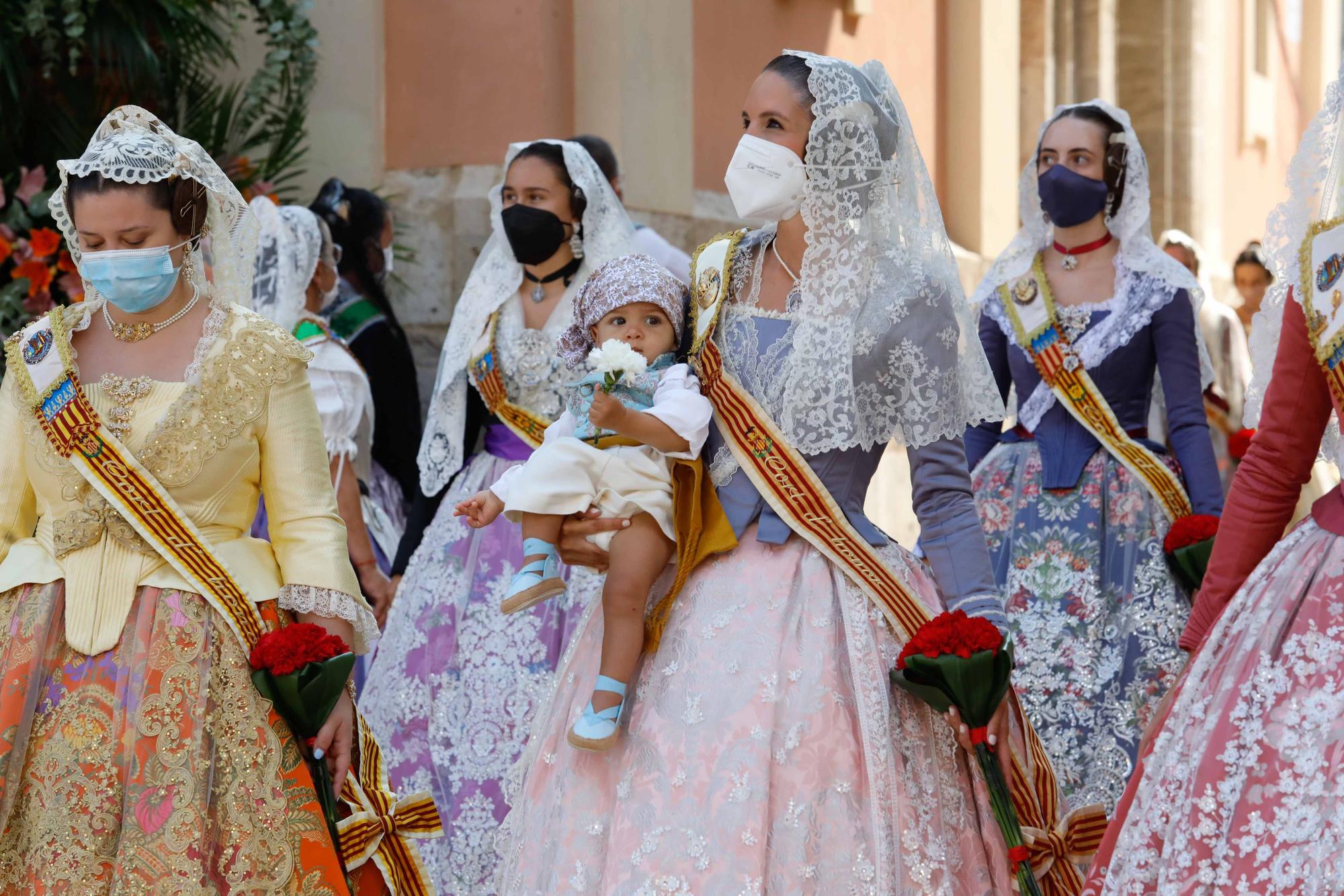 Búscate en el segundo día de Ofrenda por las calles del Mar y Avellanas (entre las 11.00 y 12.00 horas)