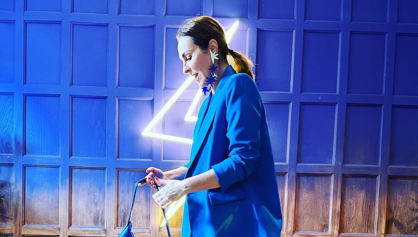 Ana Milán con total look en azul en Instagram